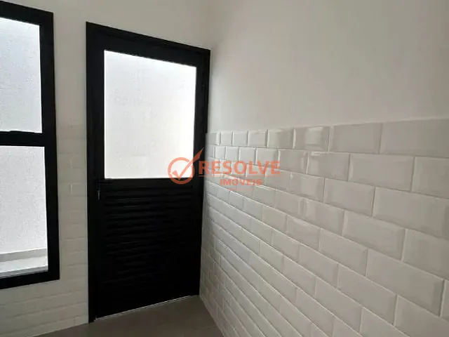 Casa com 1000m² 3 quartos e 4 banheiros, à venda, no bairro Itapema em Guararema