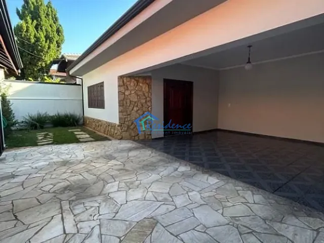 Casa com 300m² 4 quartos e 3 banheiros, à venda, no bairro Vila Suiça em Indaiatuba