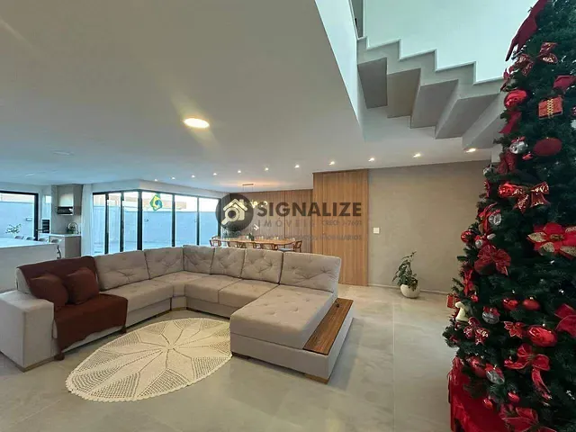 Casa com 303m² 3 quartos e 4 banheiros, à venda, no bairro Nova São Pedro em São Pedro da Aldeia