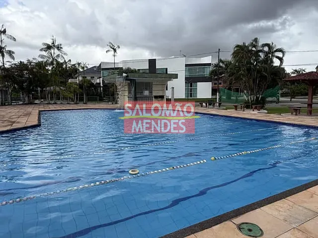 Casa 5 quartos e 6 banheiros, à venda, no bairro Parque Verde em Belém