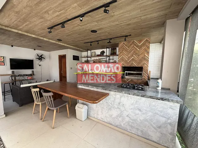 Casa 5 quartos e 6 banheiros, à venda, no bairro Parque Verde em Belém