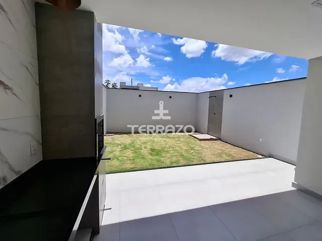 Casa 3 quartos e 2 banheiros, à venda, no bairro Jardim Belvedere em Volta Redonda