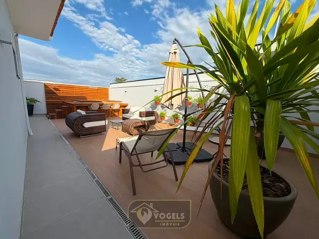 Casa com 360m² 3 quartos e 5 banheiros, à venda, no bairro Residencial Portal do Sol em Holambra