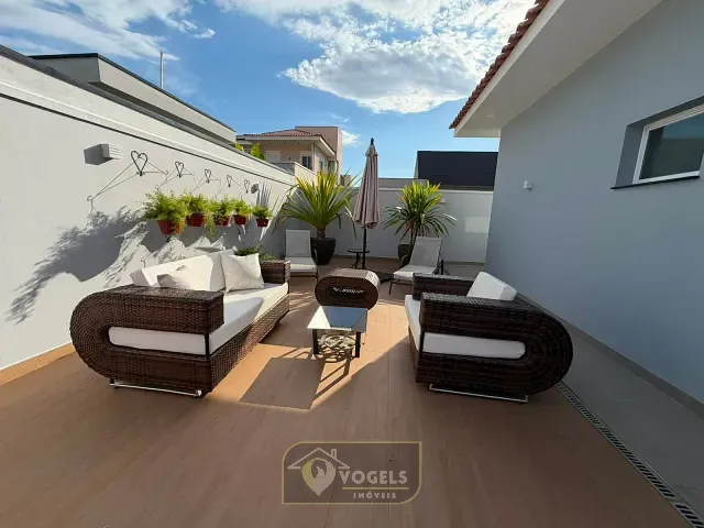 Casa com 360m² 3 quartos e 5 banheiros, à venda, no bairro Residencial Portal do Sol em Holambra