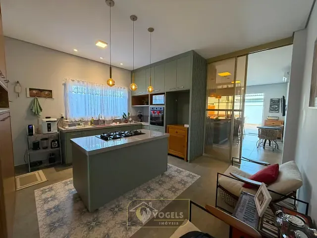 Casa com 360m² 3 quartos e 5 banheiros, à venda, no bairro Residencial Portal do Sol em Holambra