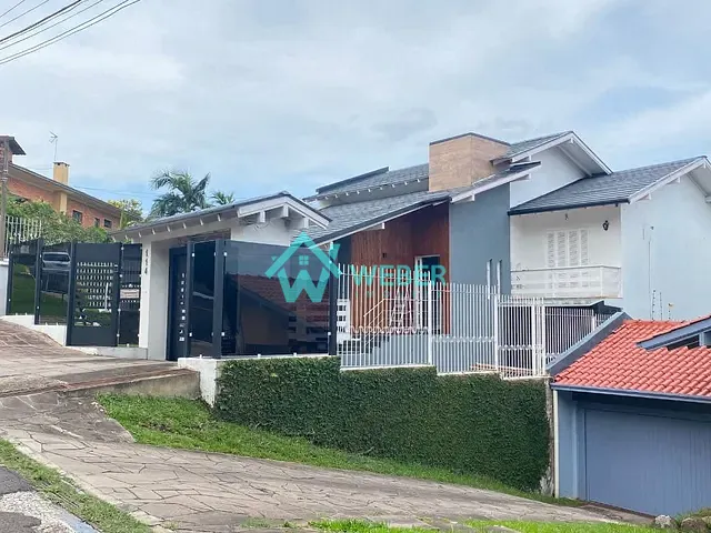 Casa com 660m² 3 quartos e 5 banheiros, para alugar, no bairro Jardim Maua em Novo Hamburgo