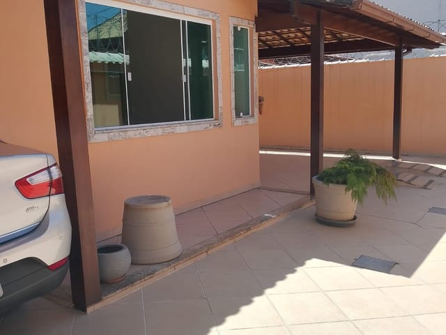 Casa 2 quartos e 2 banheiros, à venda, no bairro Novo Rio das Ostras em Rio das Ostras