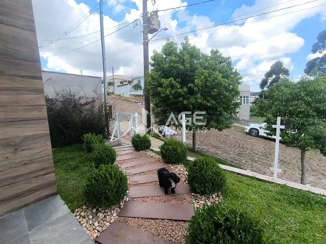 Casa 3 quartos e 3 banheiros, à venda, no bairro Agrícola em Erechim