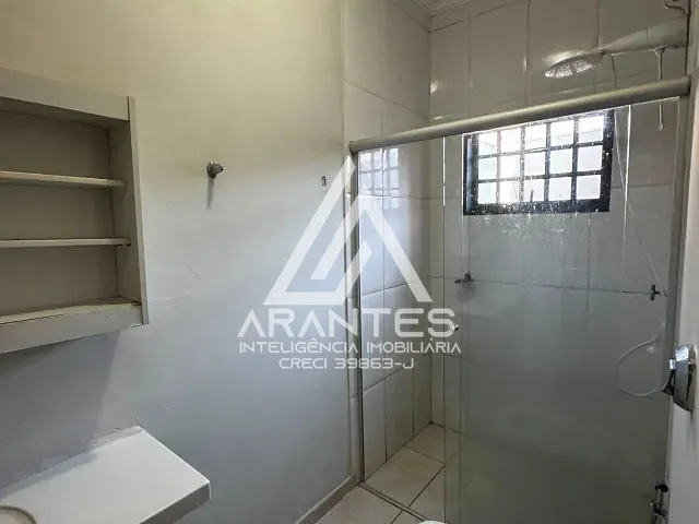 Casa 3 quartos e 1 banheiro, para alugar, no bairro Jardim Universitário em Barretos