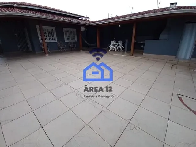 Casa com 300m² 3 quartos e 4 banheiros, à venda, no bairro Martim de Sá em Caraguatatuba