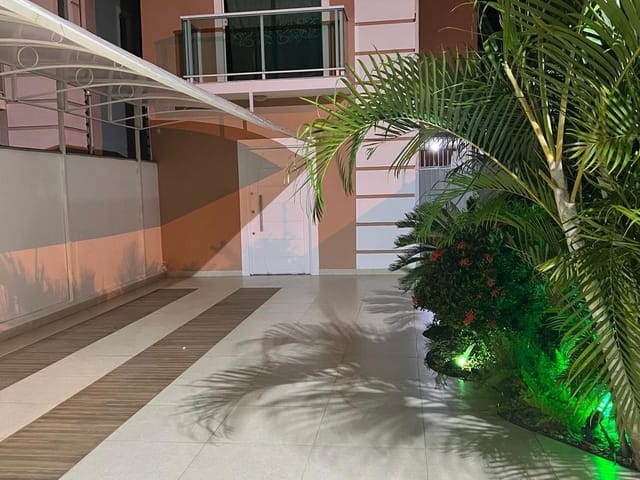 Casa com 192m² 3 quartos e 2 banheiros, à venda, no bairro Parque Aurora em Campos dos Goytacazes