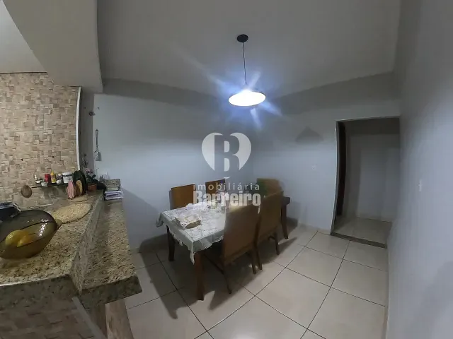 Casa 3 quartos e 1 banheiro, à venda, no bairro Miramar (Barreiro) em Belo Horizonte