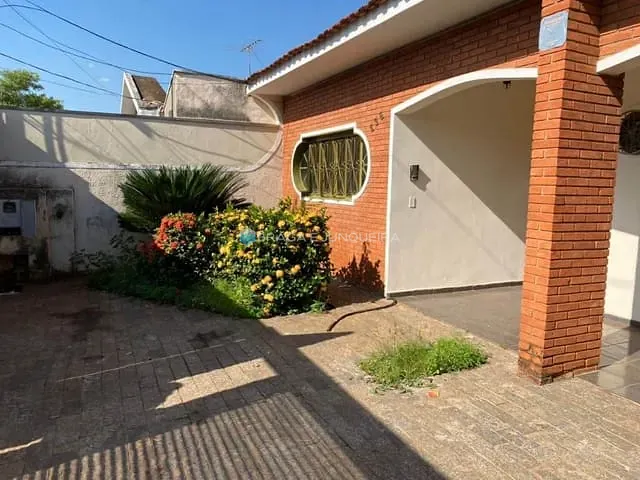 Casa com 374m² 4 quartos e 3 banheiros, à venda, no bairro Vila Aeroporto em São José do Rio Preto