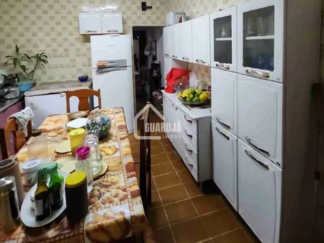 Casa 1 quarto e 1 banheiro, à venda, no bairro Vila Santo Antônio em Guarujá