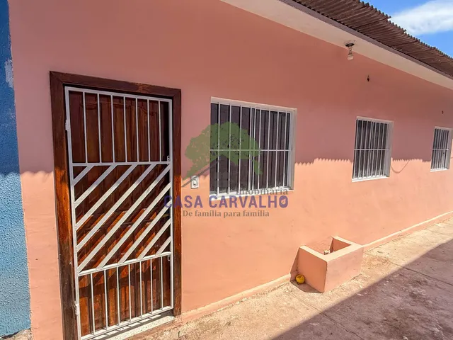 Casa 2 quartos e 1 banheiro, à venda, no bairro Centro em Corumbá