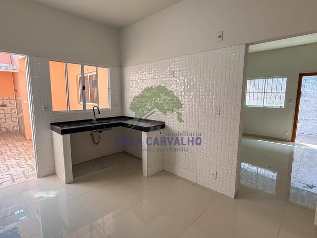 Casa 2 quartos e 1 banheiro, à venda, no bairro Centro em Corumbá