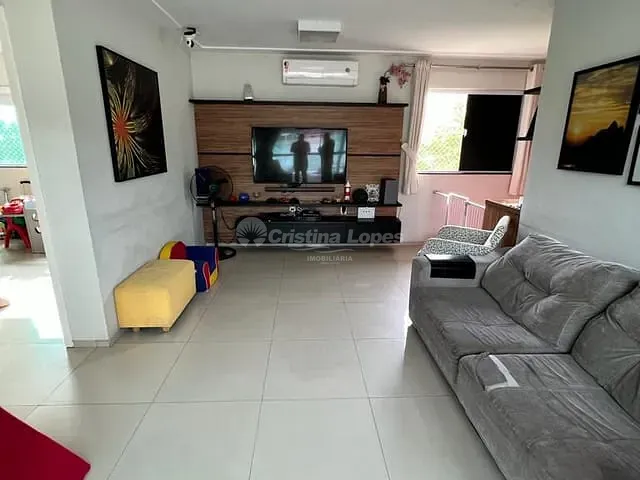 Casa 4 quartos e 5 banheiros, à venda, no bairro Santa Isabel em Teresina