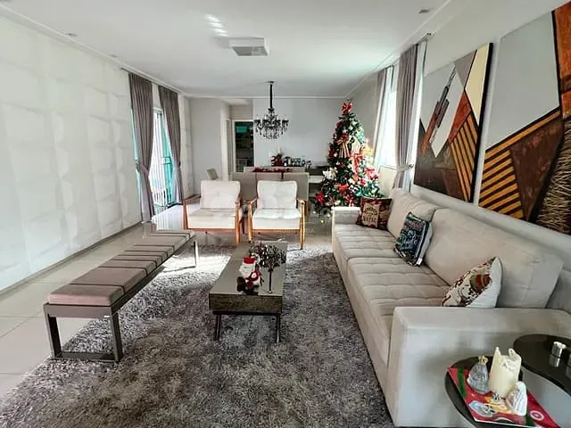 Casa 4 quartos e 5 banheiros, à venda, no bairro Santa Isabel em Teresina