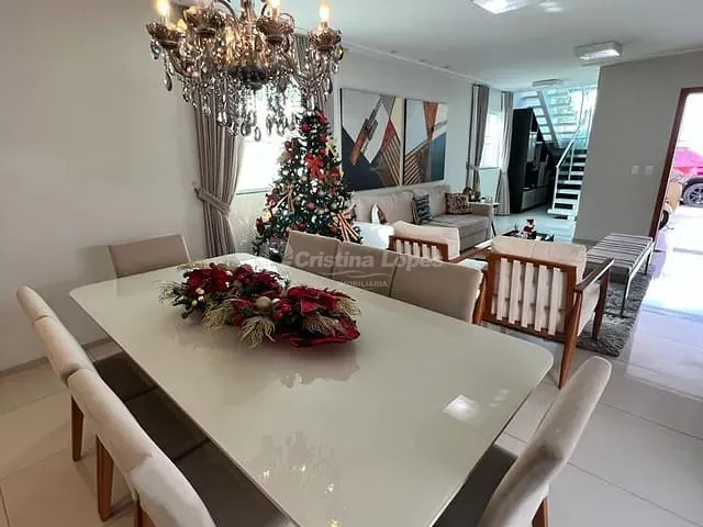 Casa 4 quartos e 5 banheiros, à venda, no bairro Santa Isabel em Teresina