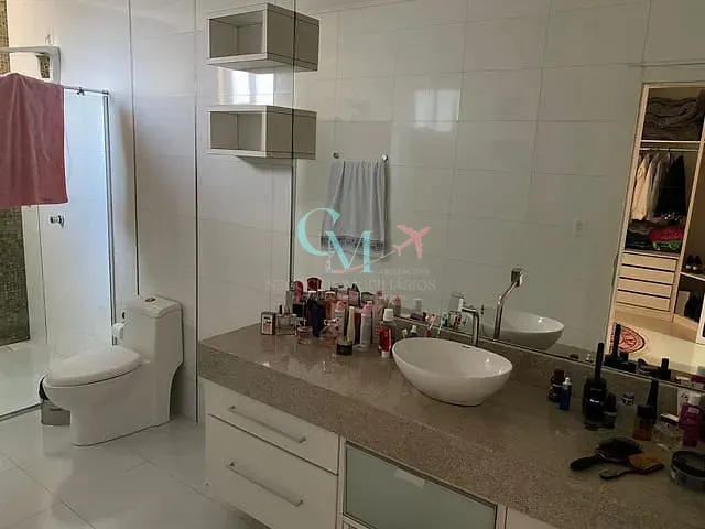 Casa com 450m² 3 quartos e 3 banheiros, à venda, no bairro Antoniolli em Faxinal dos Guedes
