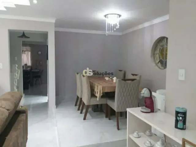 Casa com 315m² 3 quartos e 4 banheiros, à venda, no bairro Vila Galvão em Guarulhos