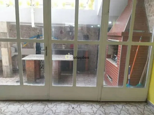 Casa com 315m² 3 quartos e 4 banheiros, à venda, no bairro Vila Galvão em Guarulhos