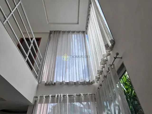 Casa com 500m² 4 quartos e 5 banheiros, à venda, no bairro Verbo Divino em Barra Mansa