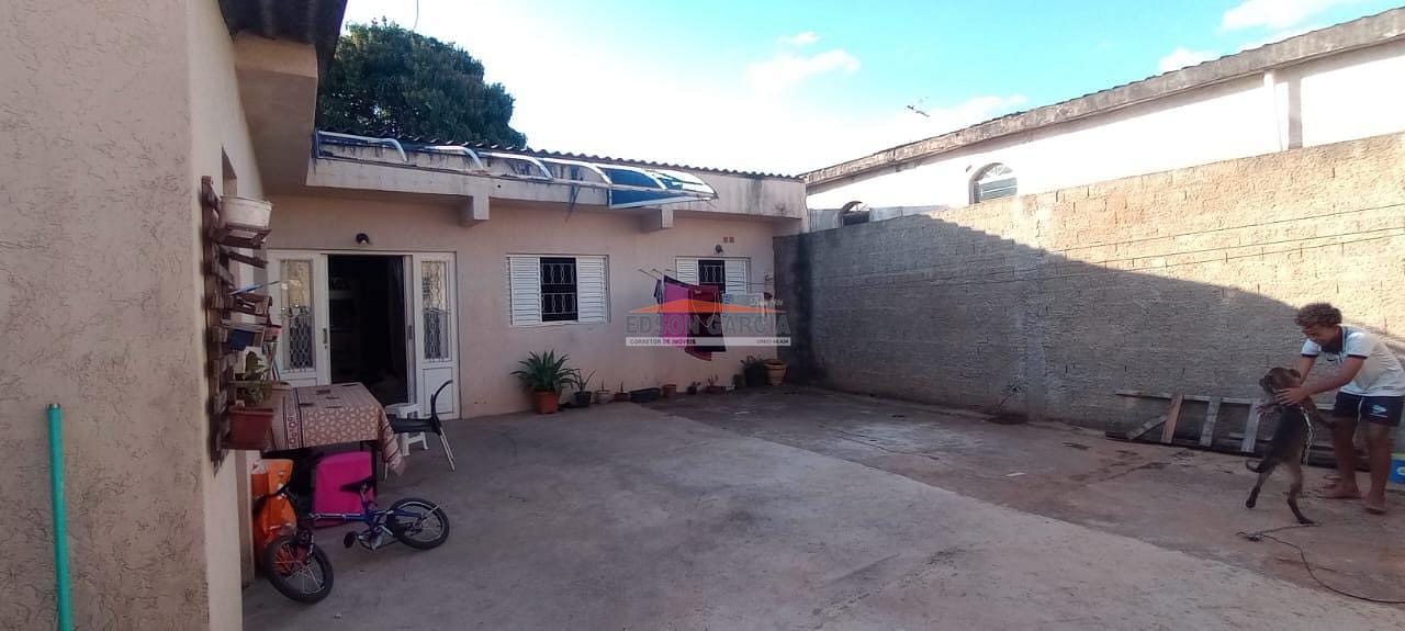 Casa, 4 quartos, 170 m² - Foto 2