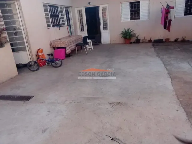 Casa 4 quartos e 1 banheiro, à venda, no bairro Parque São Bento em Sorocaba