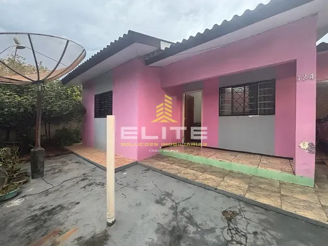 Casa 3 quartos e 2 banheiros, à venda, no bairro Vitória-Régia em Sorriso