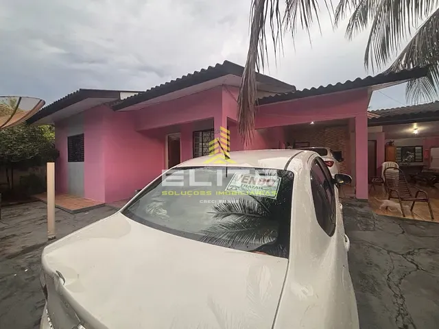 Casa 3 quartos e 2 banheiros, à venda, no bairro Vitória-Régia em Sorriso