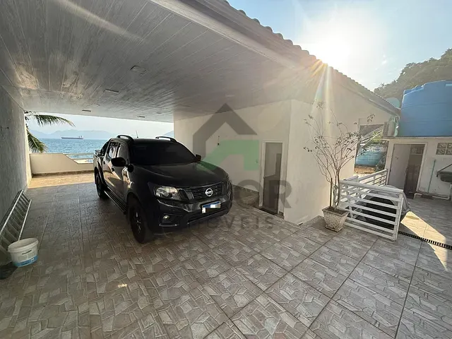 Casa com 245m² 2 quartos e 3 banheiros, à venda, no bairro Mangaratiba em Mangaratiba