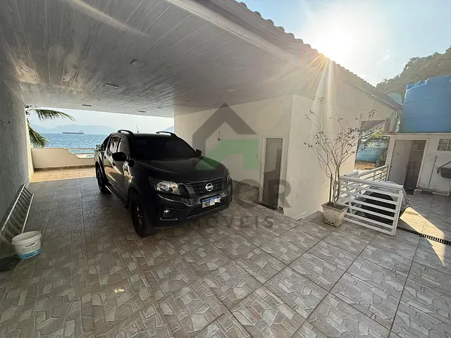 Casa com 245m² 2 quartos e 3 banheiros, à venda, no bairro Mangaratiba em Mangaratiba