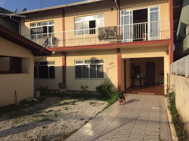 Casa com 275m² 5 quartos e 2 banheiros, à venda, no bairro Cordeiros em Itajaí