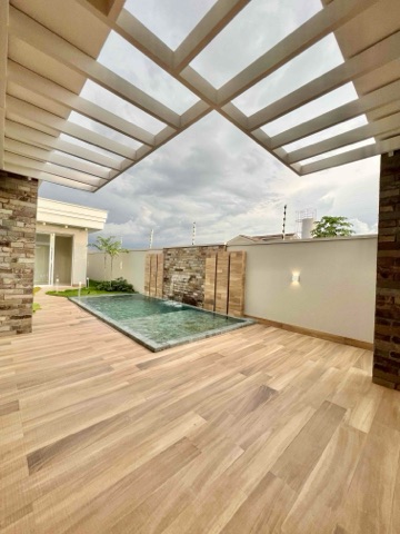 Casa com 257m² 4 quartos e 4 banheiros, à venda, no bairro Jardim das Orquídeas em Nova Mutum