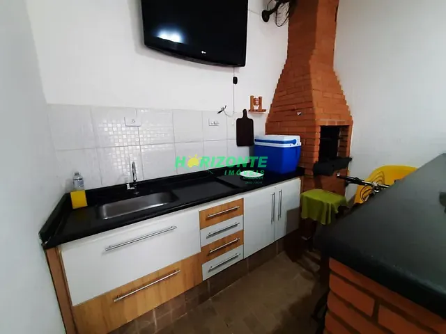 Casa com 250m² 4 quartos e 2 banheiros, à venda, no bairro Urbanova em São José dos Campos