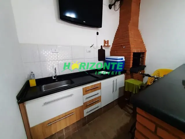 Casa com 250m² 4 quartos e 2 banheiros, à venda, no bairro Urbanova em São José dos Campos