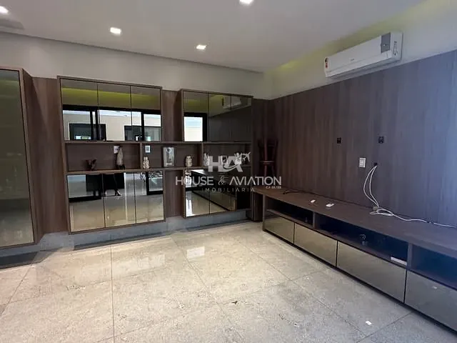 Casa com 2000m² 5 quartos e 7 banheiros, à venda ou para alugar, no bairro Residencial Aldeia do Vale em Goiânia