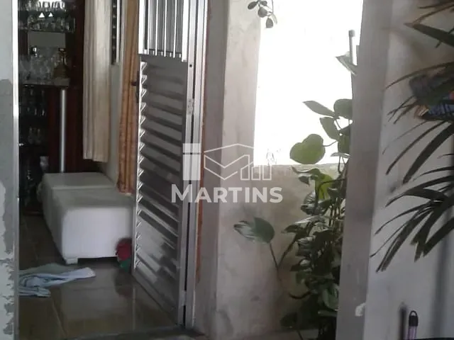 Casa 6 quartos e 2 banheiros, à venda, no bairro Jardim São Francisco em Embu das Artes