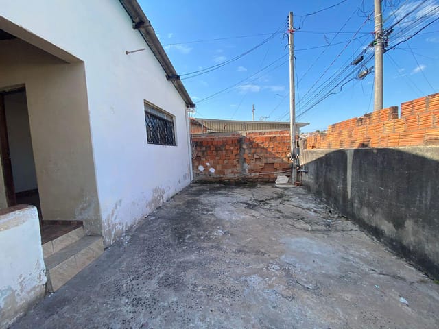 Casa com 60m² 3 quartos e 1 banheiro, à venda, no bairro Parque Valença II em Campinas