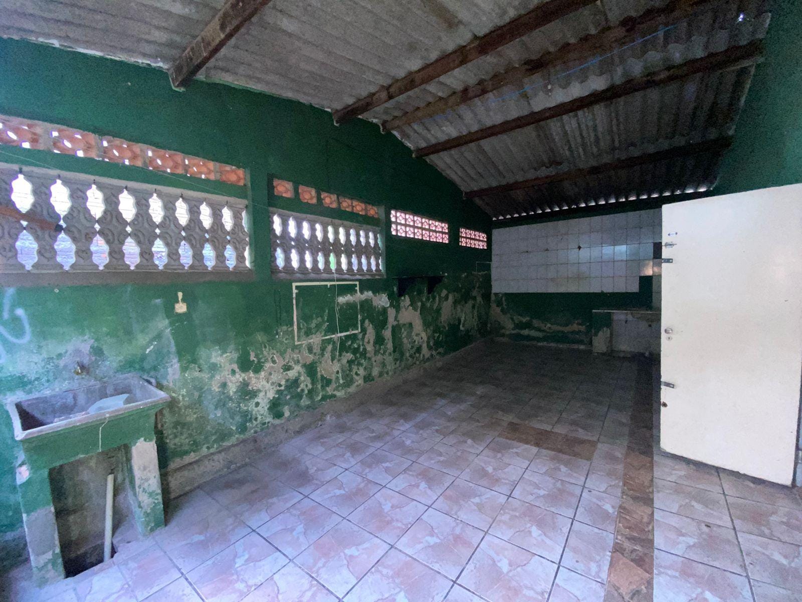 Casa à venda com 1 quarto, 200m² - Foto 15