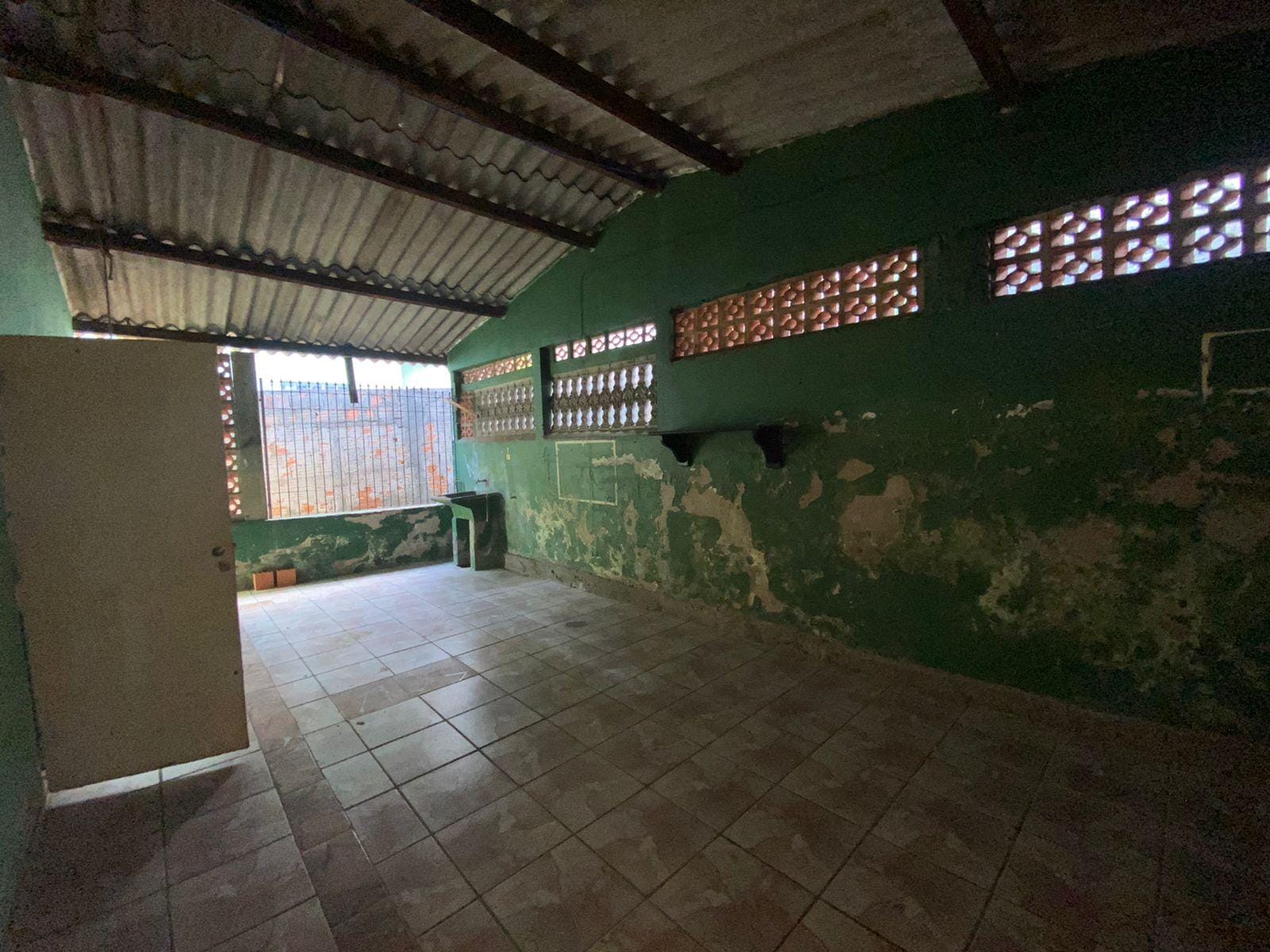 Casa à venda com 1 quarto, 200m² - Foto 16