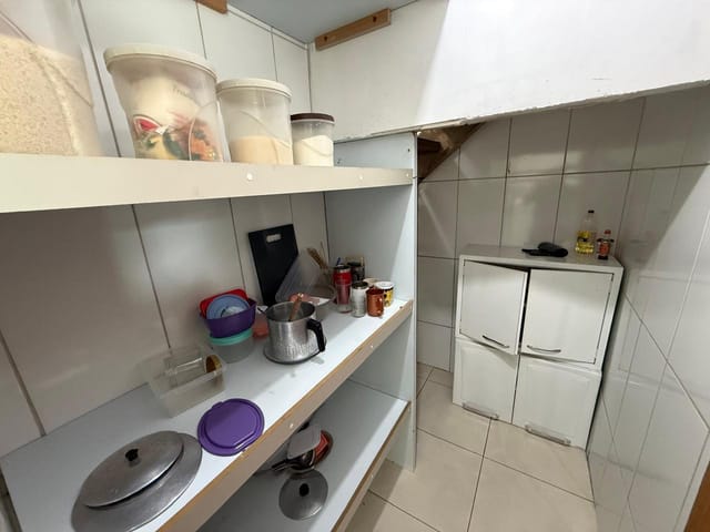 Casa com 360m² 5 quartos e 5 banheiros, à venda, no bairro Oitis em Contagem