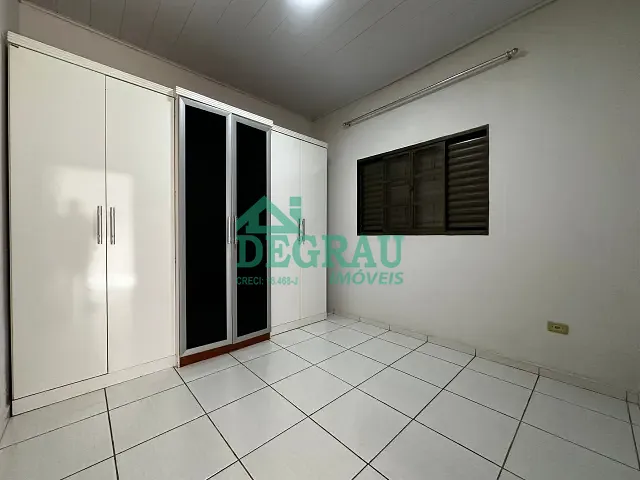 Casa 2 quartos e 1 banheiro, para alugar, no bairro Centro em Itapeva