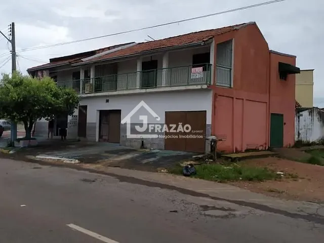 Casa com 440m² 3 quartos e 2 banheiros, à venda, no bairro Jardim Novo Mundo em Goiânia