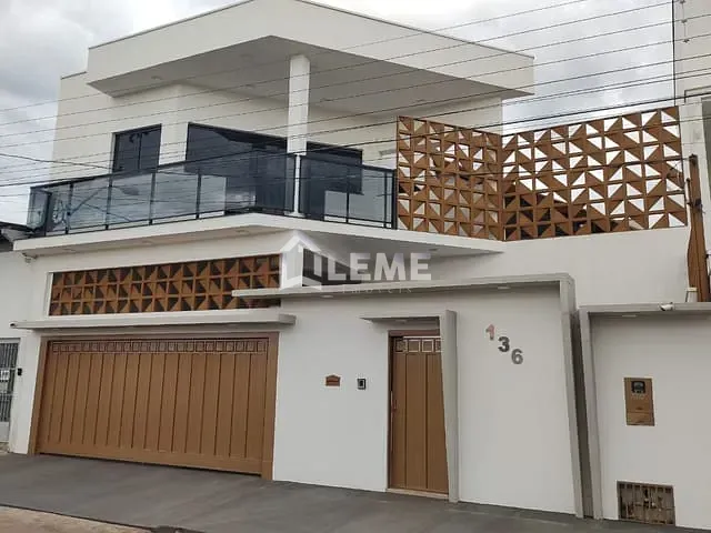 Casa com 360m² 3 quartos e 2 banheiros, à venda ou para alugar, no bairro Jardim Residencial do Bosque em Mococa