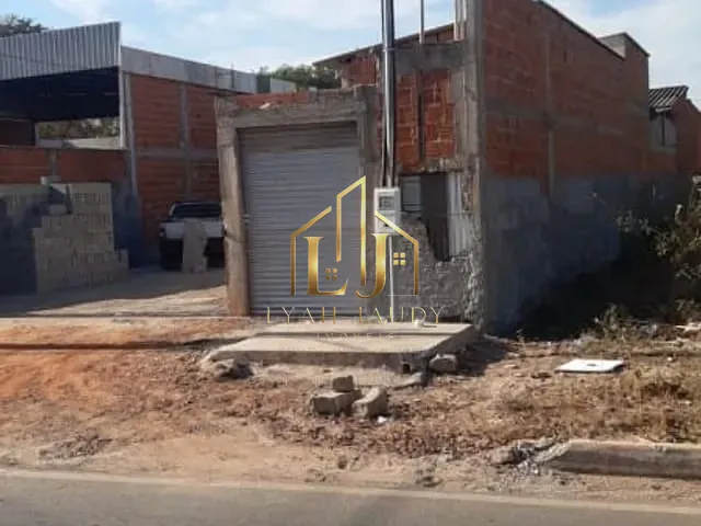 Casa com 360m² 3 quartos e 2 banheiros, à venda, no bairro Nova Esperança em Cuiabá