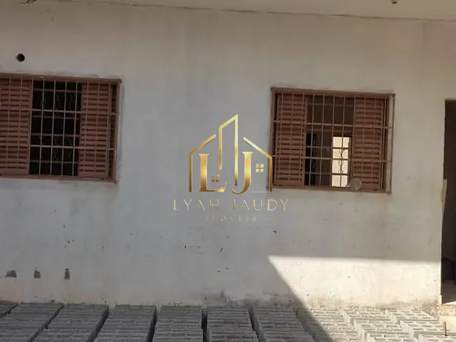 Casa com 360m² 3 quartos e 2 banheiros, à venda, no bairro Nova Esperança em Cuiabá