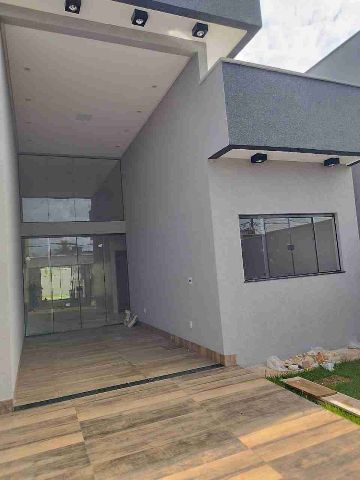 Casa 3 quartos e 3 banheiros, à venda, no bairro Jardim Mariliza em Goiânia