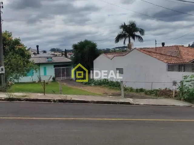 Casa 1 quarto e 1 banheiro, à venda, no bairro Vista Alegre em Concórdia